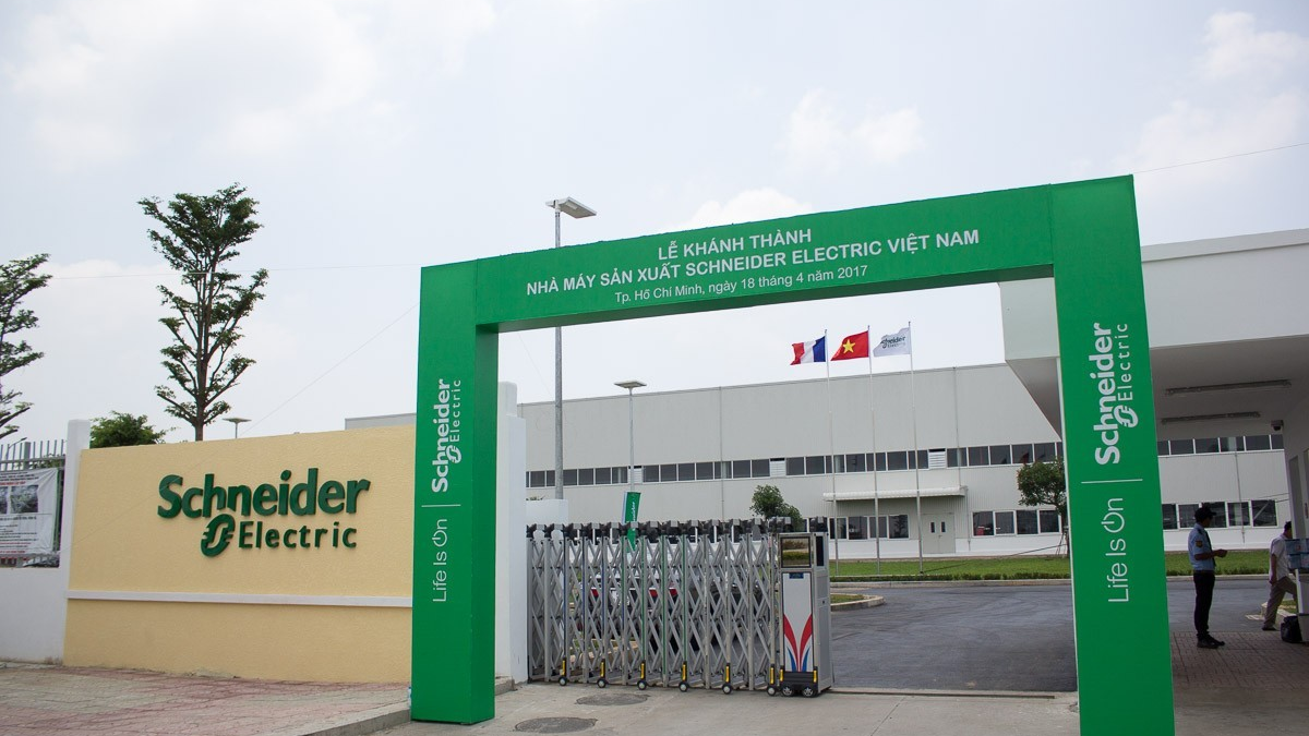 Nhà máy One CVN (Schneider) tại KCN cao TP.HCM